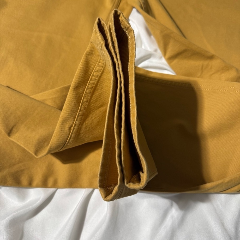 Banana Republic Traveler Jeans – Men’s 34x34 – Mustard Yellow - Slim Fit - NWT - Picture 11 of 14